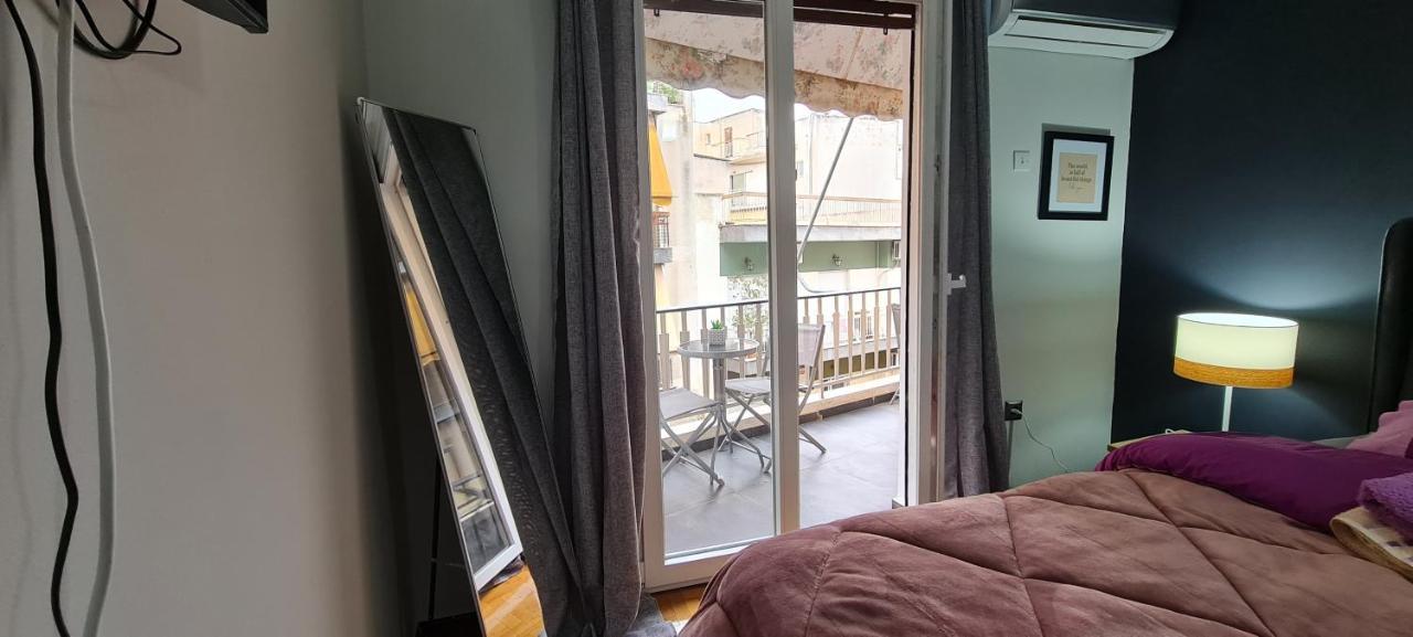 Kv Center Of Athens Apartment Bagian luar foto