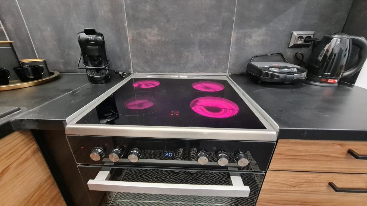 Kv Center Of Athens Apartment Bagian luar foto