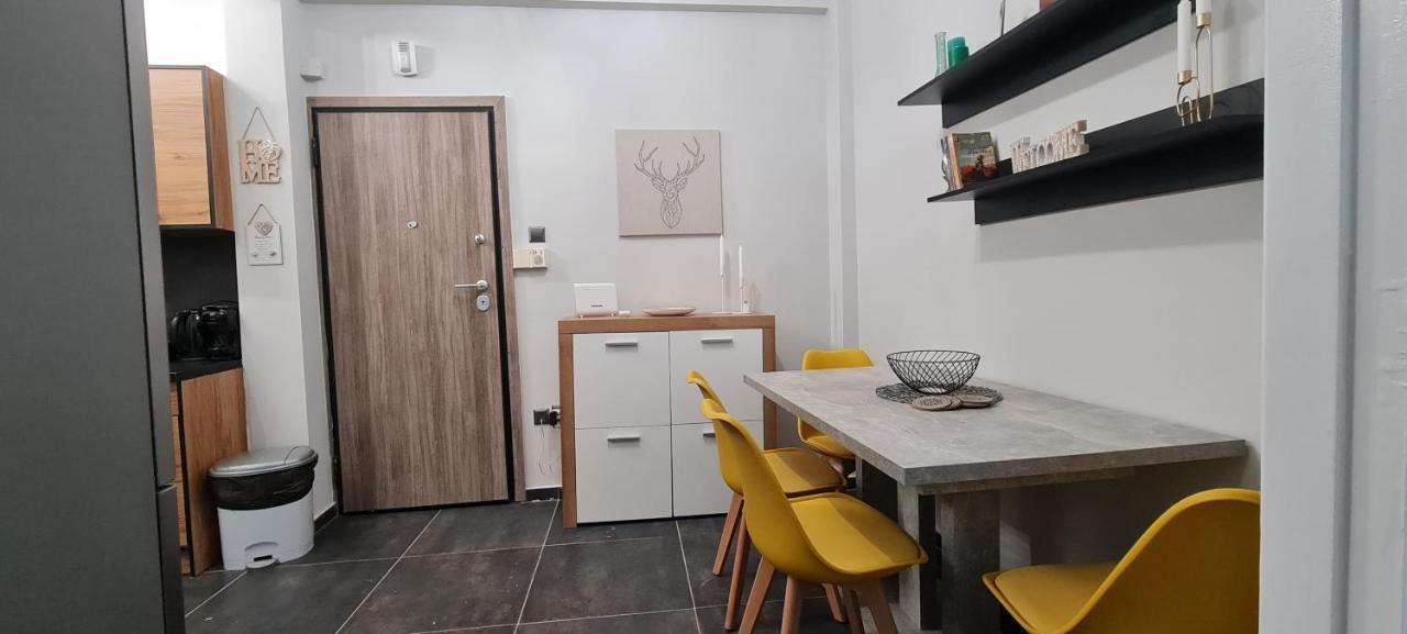 Kv Center Of Athens Apartment Bagian luar foto