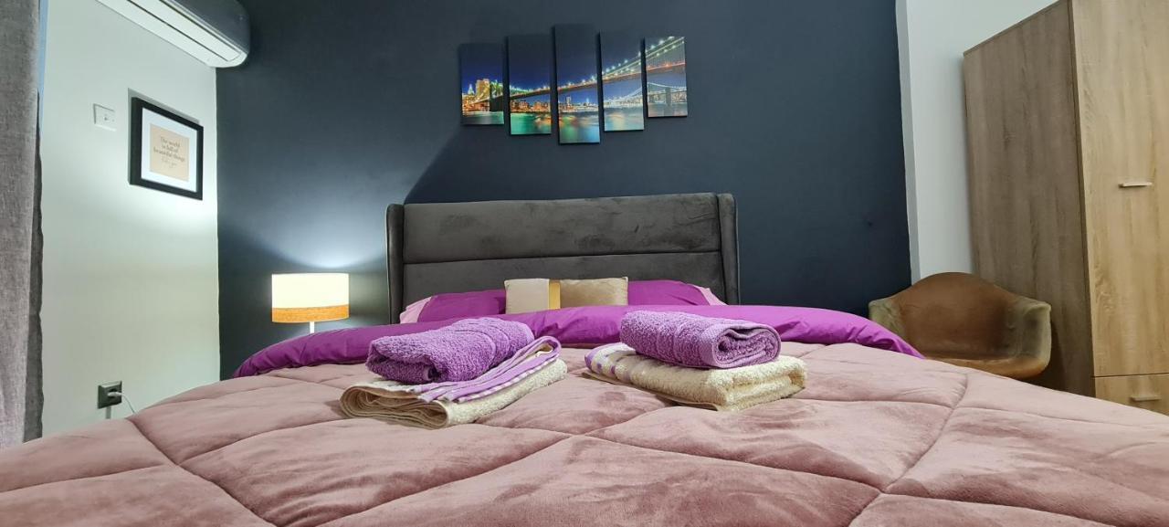 Kv Center Of Athens Apartment Bagian luar foto